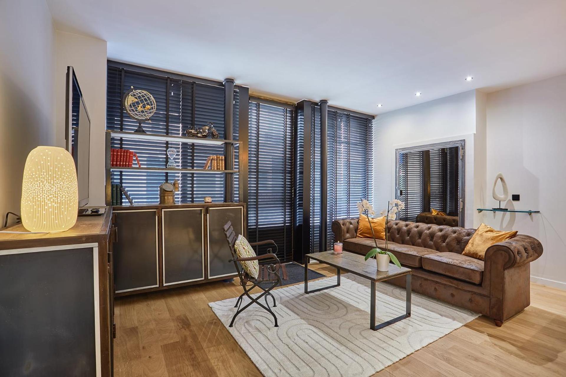 Appartement In The Center Of By Studioprestige
